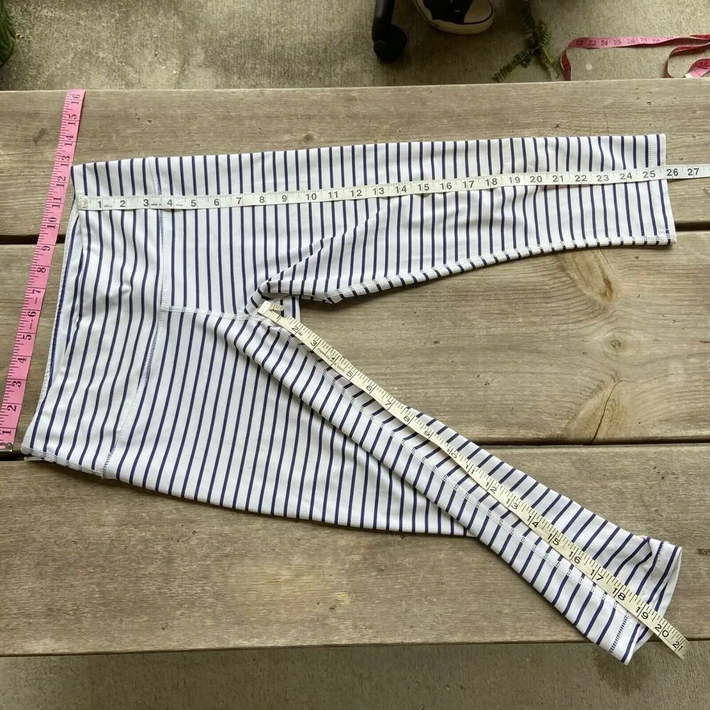 Scorpio Sol Womens Leggings Size XS Navy Blue White Striped‎ Cropped Length